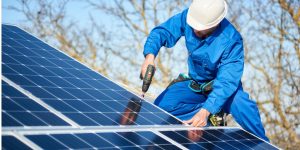 Installation Maintenance Panneaux Solaires Photovoltaïques à Leogeats